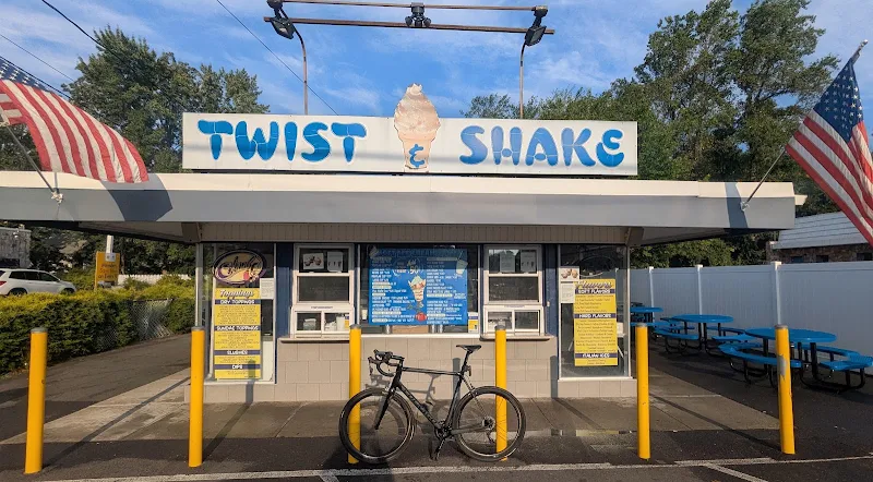 Twist & Shake