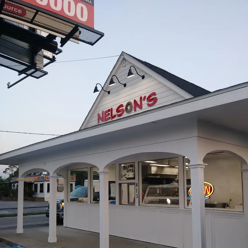 Nelson's Donuts