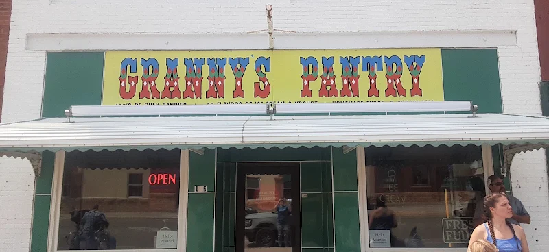 Granny's Pantry
