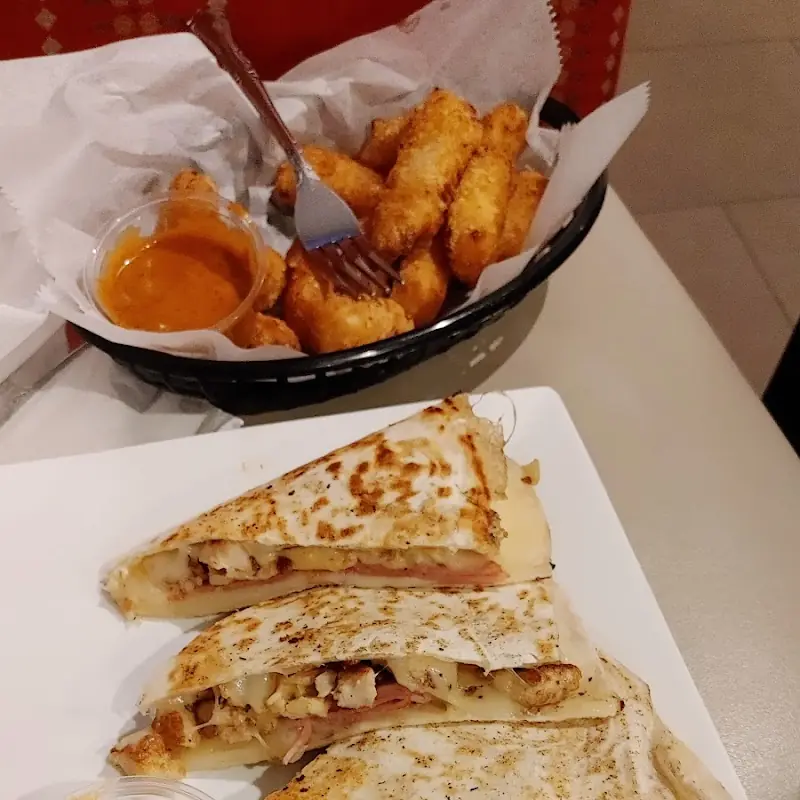 Hill to Hill Grille