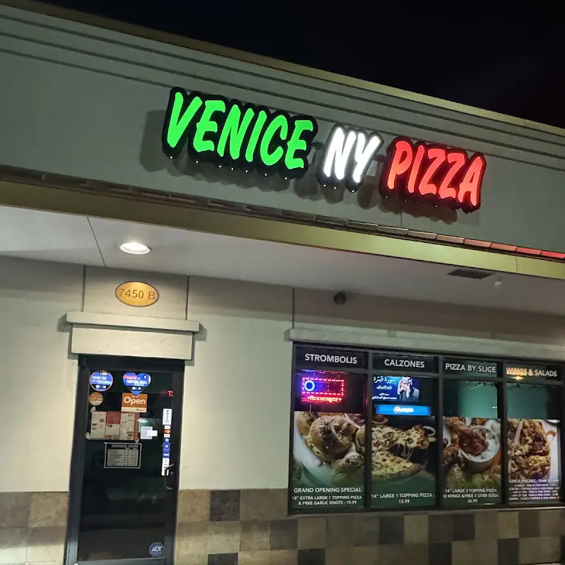 Bianca Capri Pizza (14")