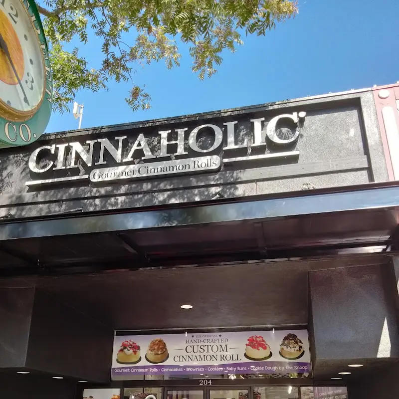 Cinnaholic