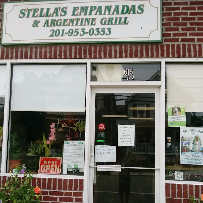 Stella’s Empanadas & Argentine Grill