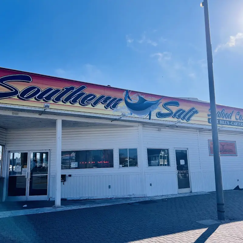 Southern Salt Seafood Company and Waterfront Restaurant