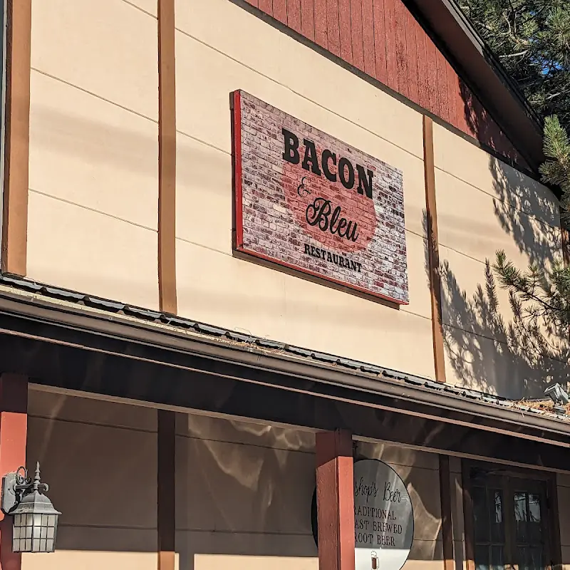 Bacon and Bleu Family Restaurant