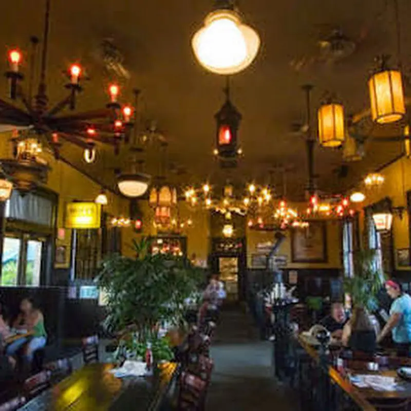 McMenamins Roseburg Station Pub & Brewery