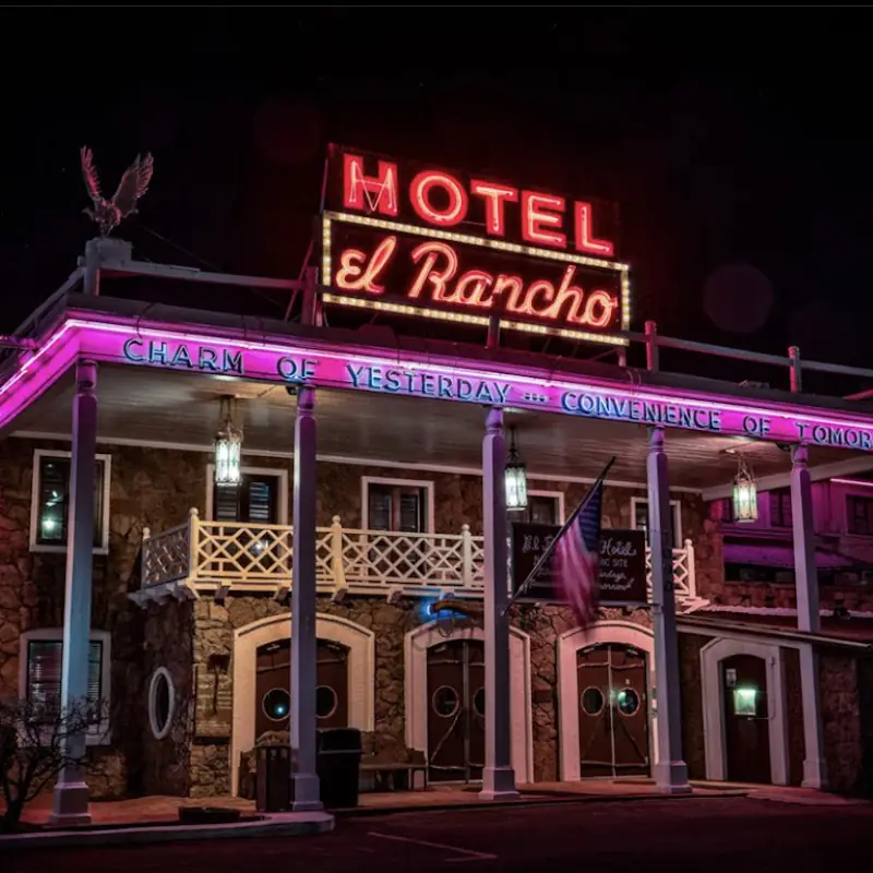 Historic El Rancho Hotel