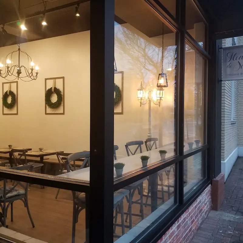 Fleur de Sel · Patisserie . Bistro