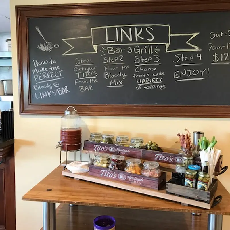 Links Bar and Grill