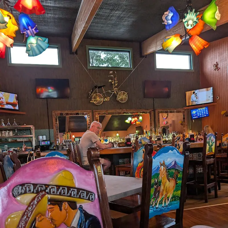 Dos Amigos Cantina & Grill