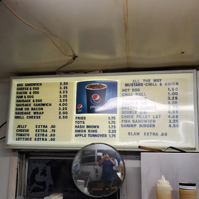 Dee's Grill