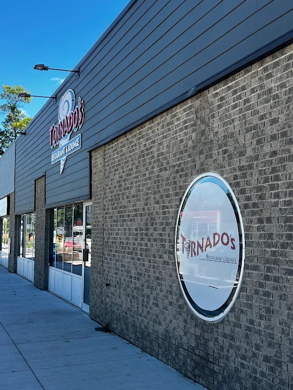 Tornado's Restaurant & Lounge