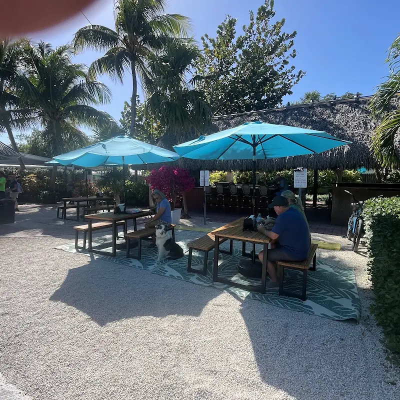 La Isla Taco Grill