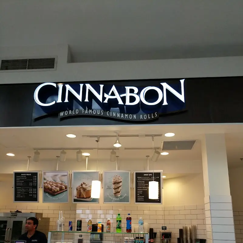 Cinnabon