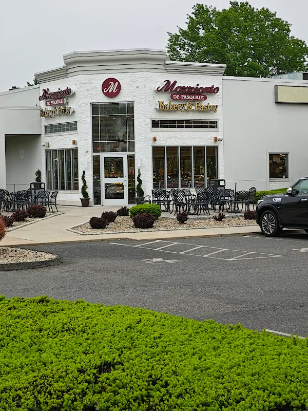 Mozzicato De Pasquale Bakery And Pastry Shop