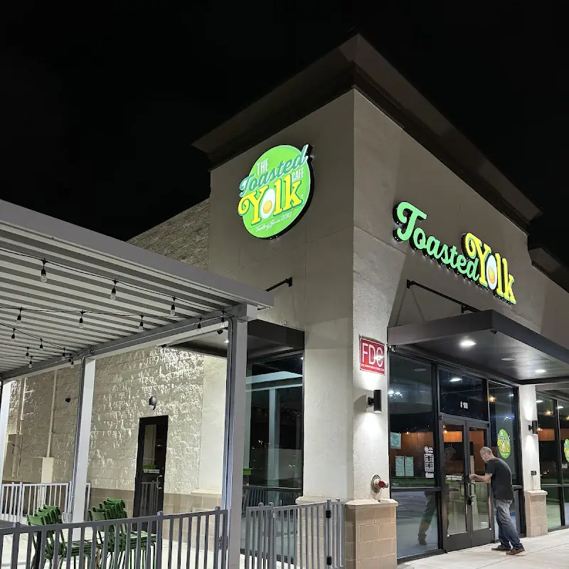 The Toasted Yolk Cafe