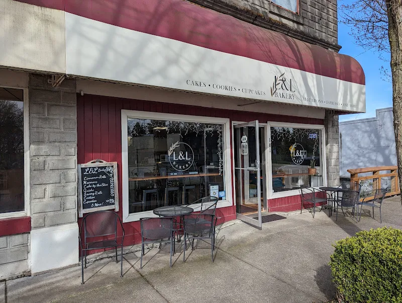 L&L Bakery