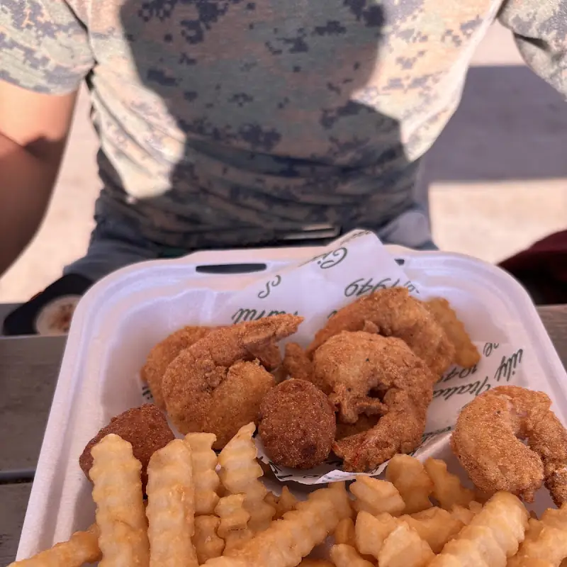D & J Seafood Restaurant