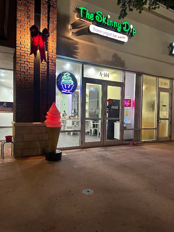 The Skinny Dip Frozen Yogurt Bar Plantation