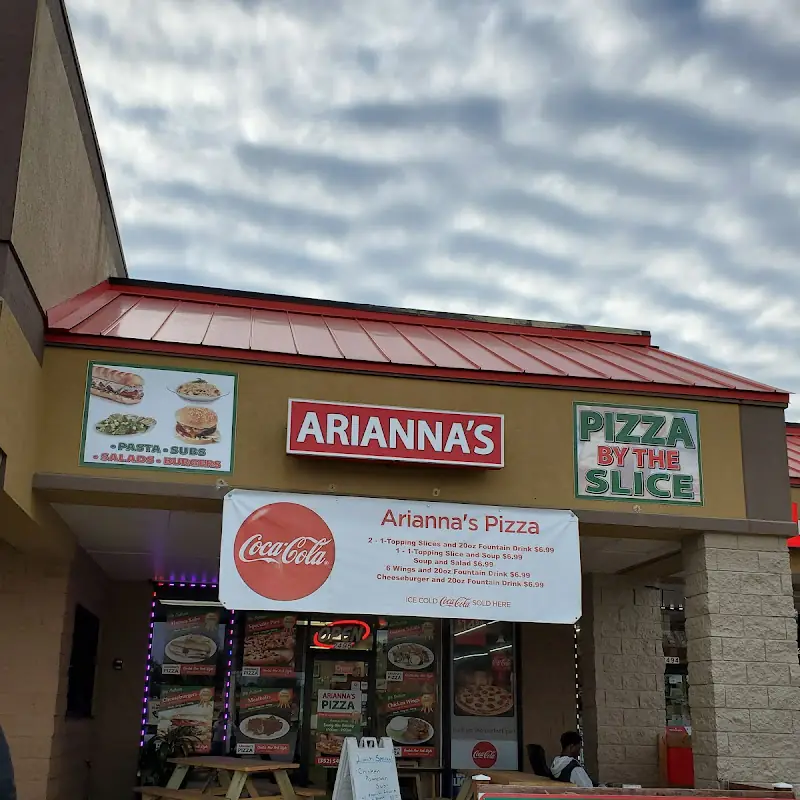 Arianna's Pizza