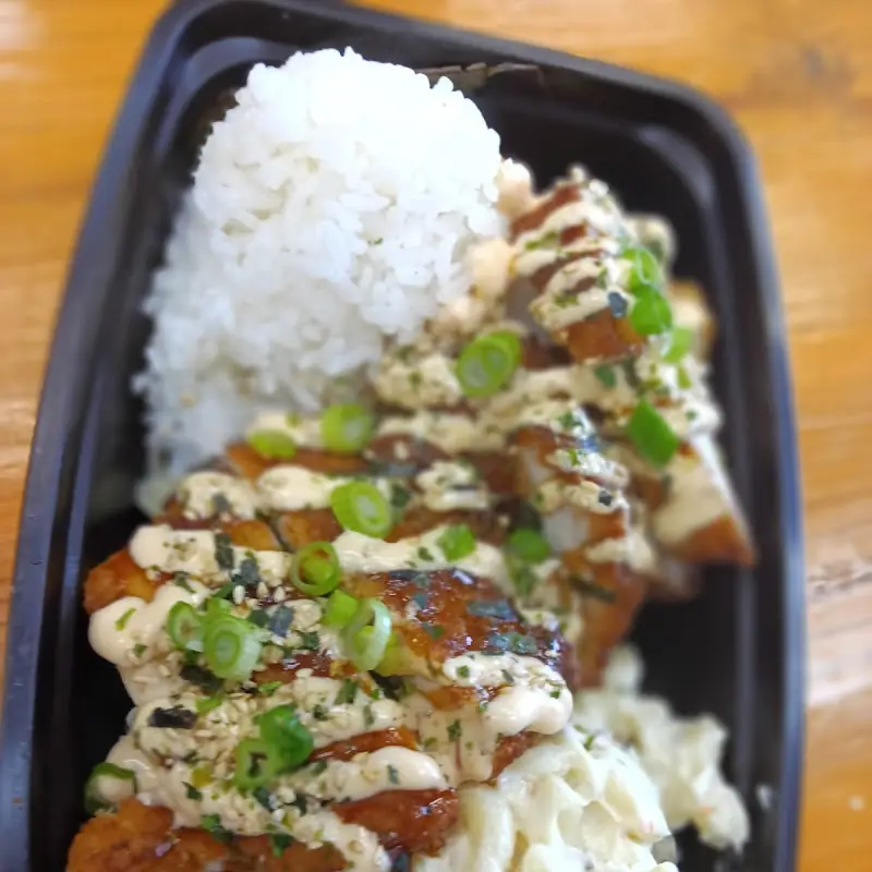 Nani Moku Hawaiian Lunch Plates
