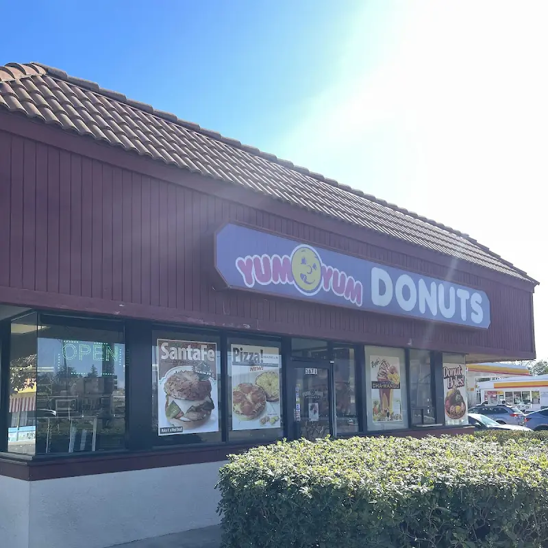 Yum Yum Donuts
