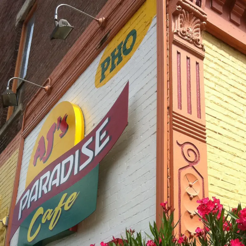 Paradise Café