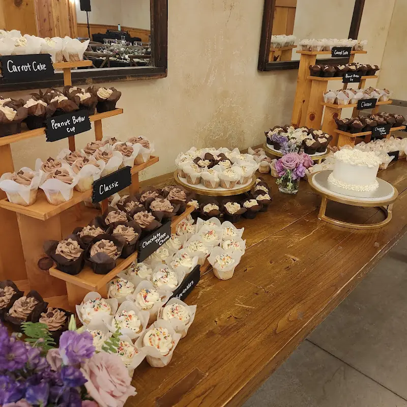 Cupcake Mountain Cupcakery