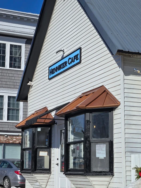 Henniker House of Coffee & Café