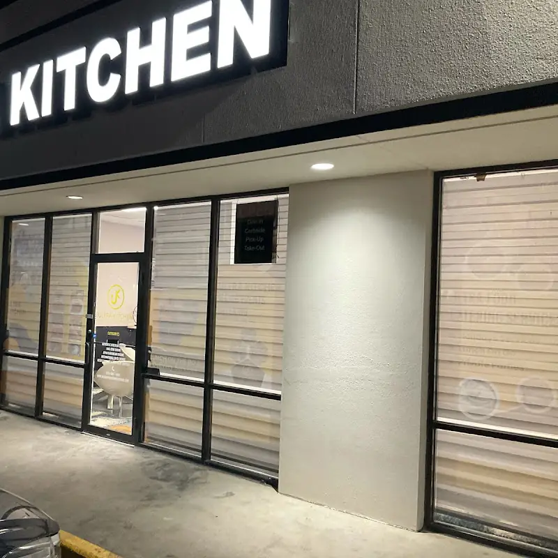 ULTRA KITCHEN (RESTAURANTS & CATERING )