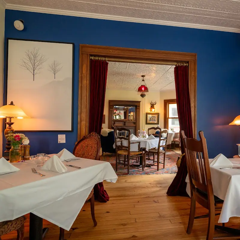 The Vic Tavern at the Village Inn