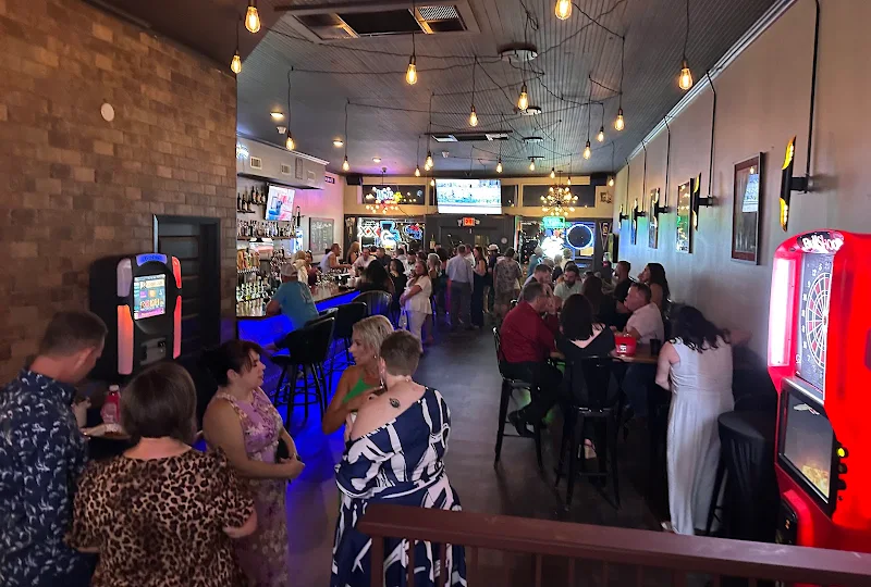 Chiefs Pub on Pine