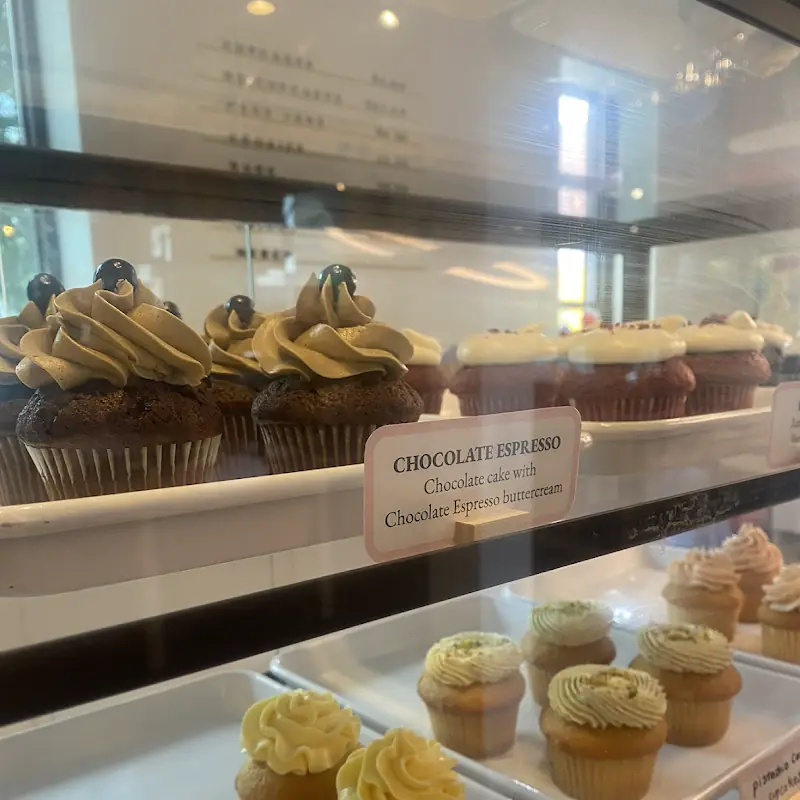 Charm City Cakes