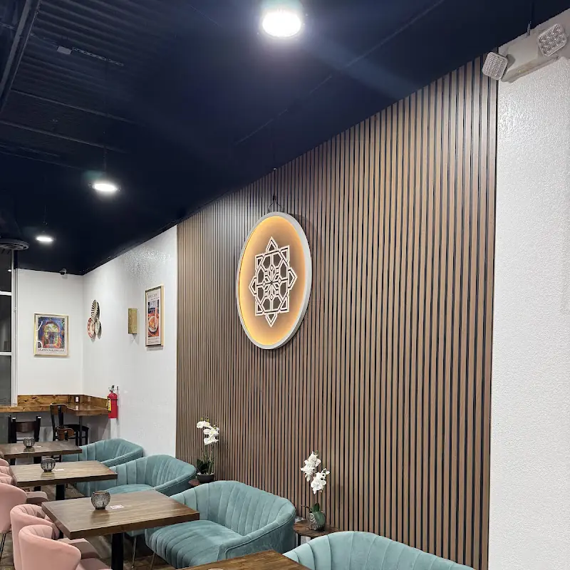Merveilleuse Crepe And Coffeeshop