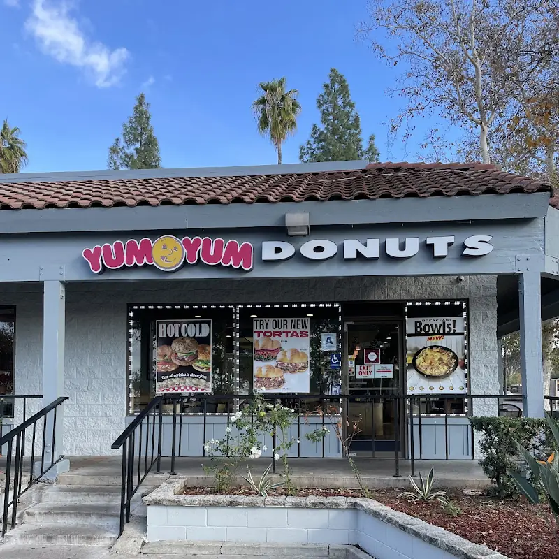 Yum Yum Donuts