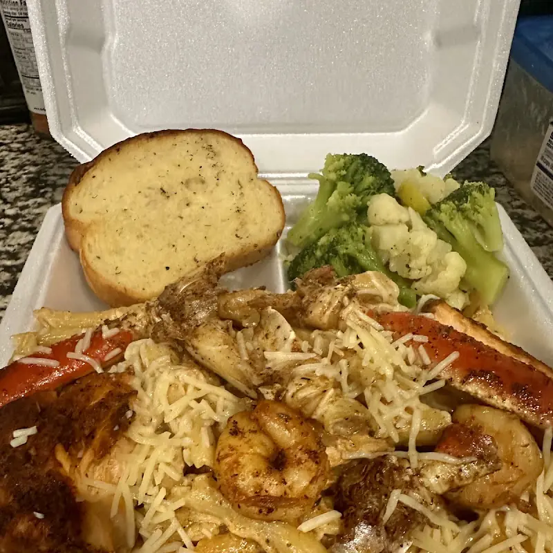 Foodie Queens LLC