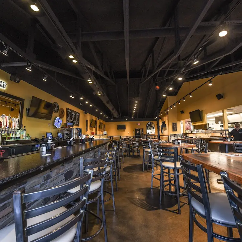 Hometown Pizza - Shelbyville