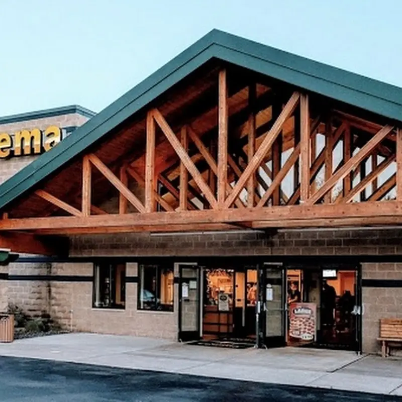Grand Cinema Pizza