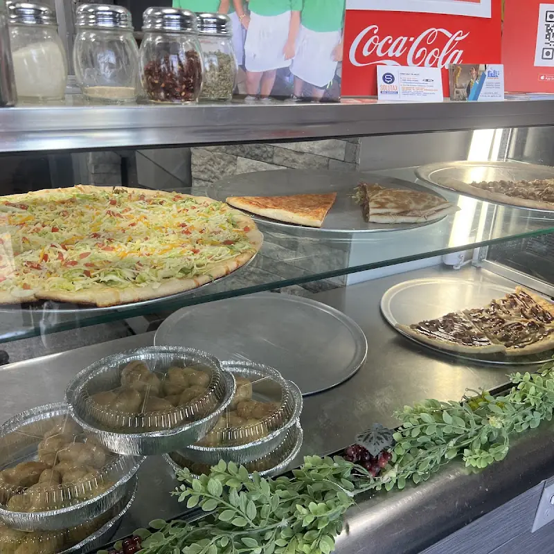 Mando’s Italian Pizza