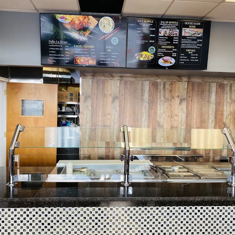 Rocco Chicken (HALAL) حلال