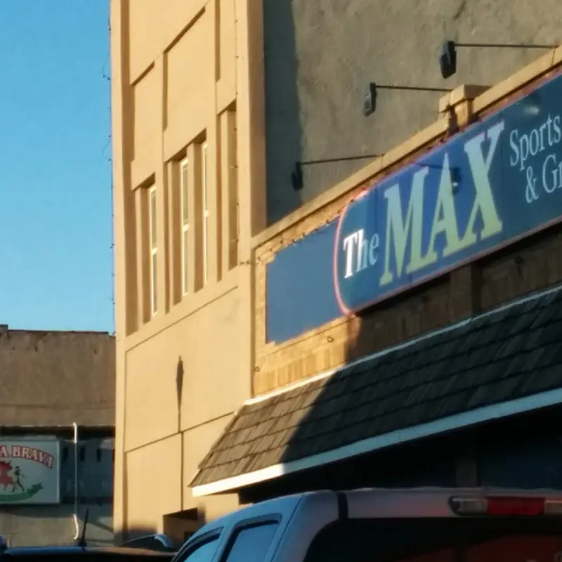 Max Bar & Grill