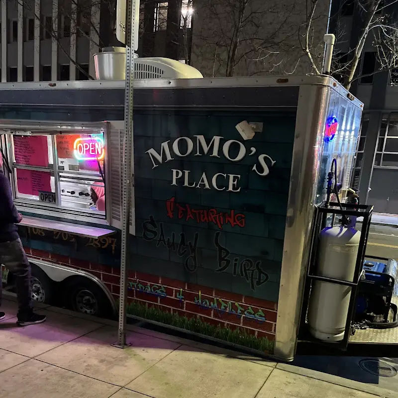 Momo's Place Authentic Soul Food