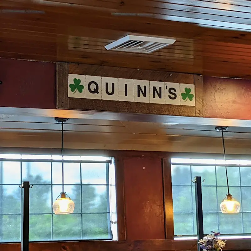 Quinn’s Irish Pub