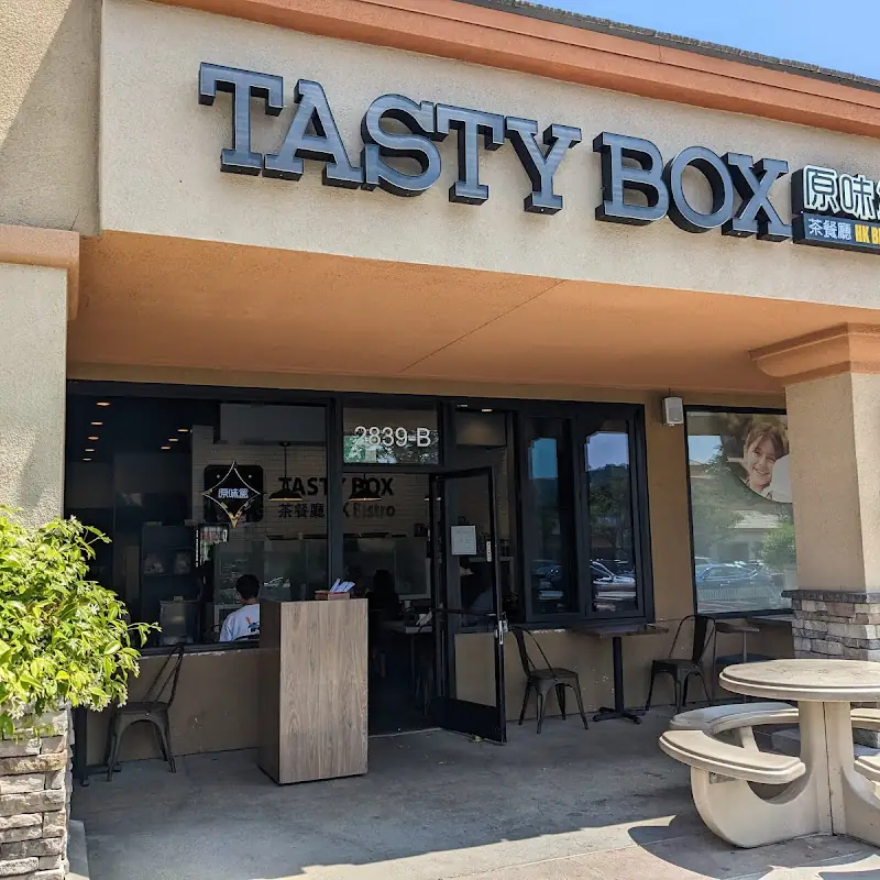 Tasty Box BBQ & Bistro