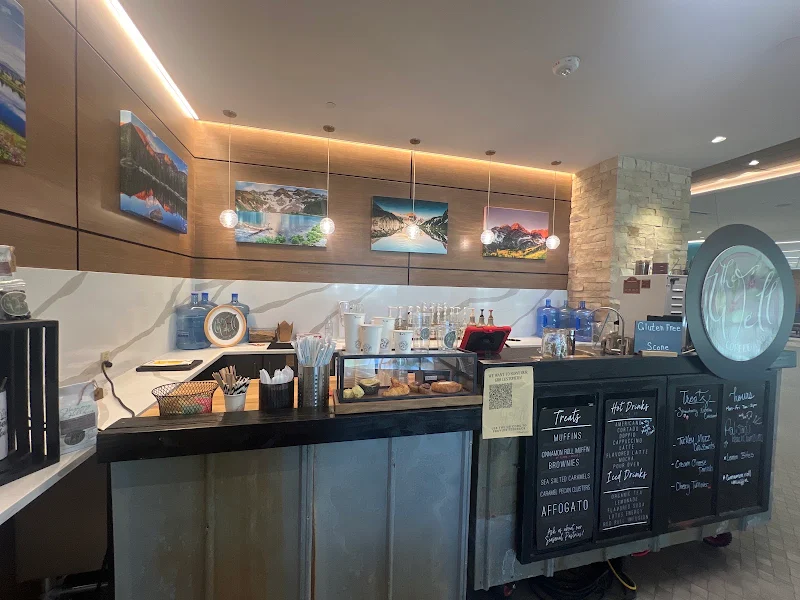 The Well Coffee Bar at Grand River Health (Bookcliff Entrance)