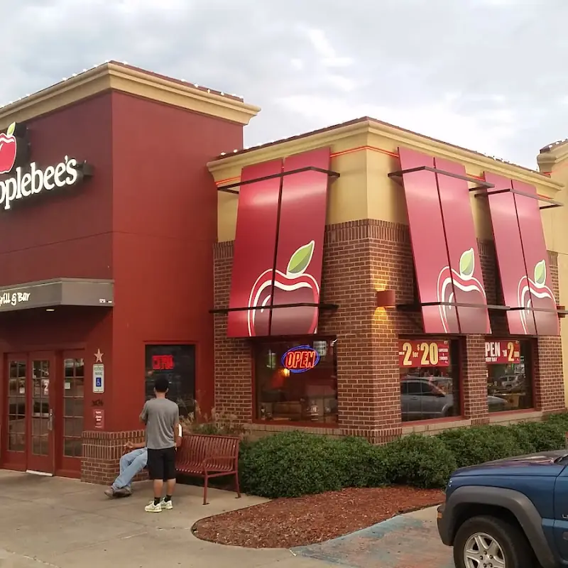 Applebee's Grill + Bar