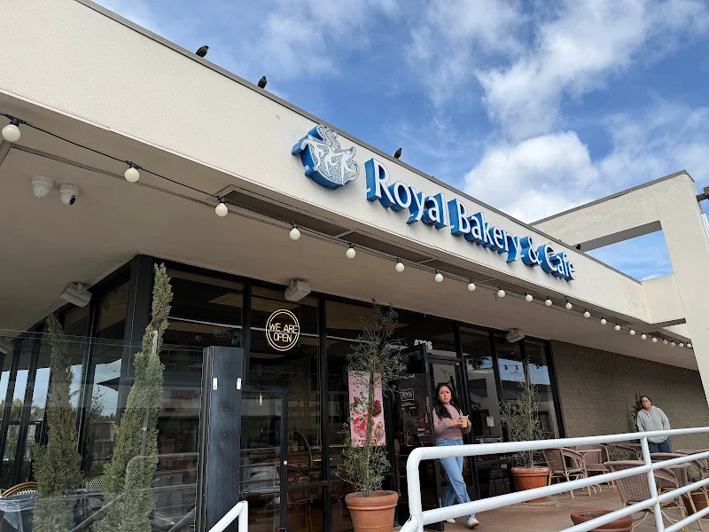 Royal Bakery & Café