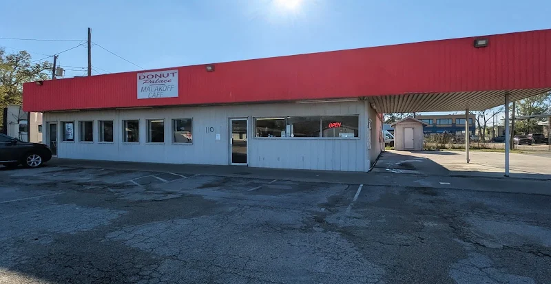 Donut Palace