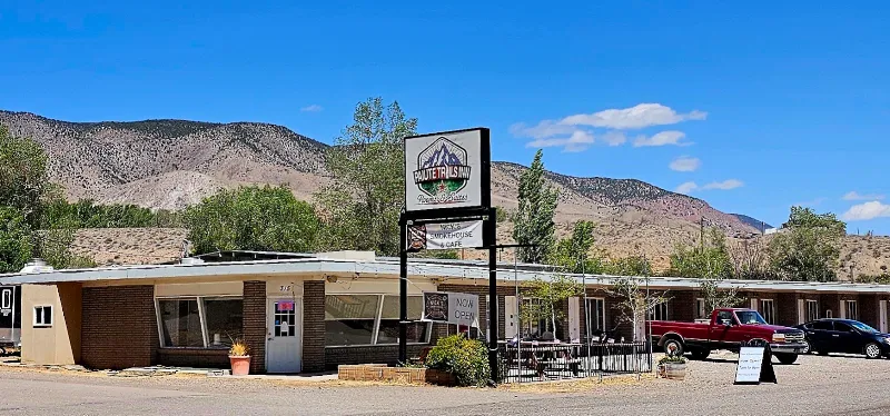 Paiute Trails Inn