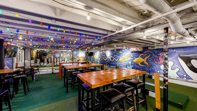 Flatstick Pub - Kirkland